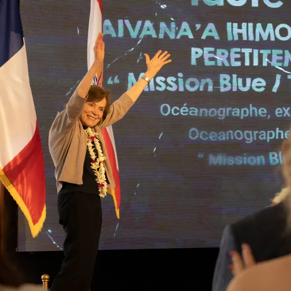 Sylvia Earle - Presidential Palace Welcoming Ceremony